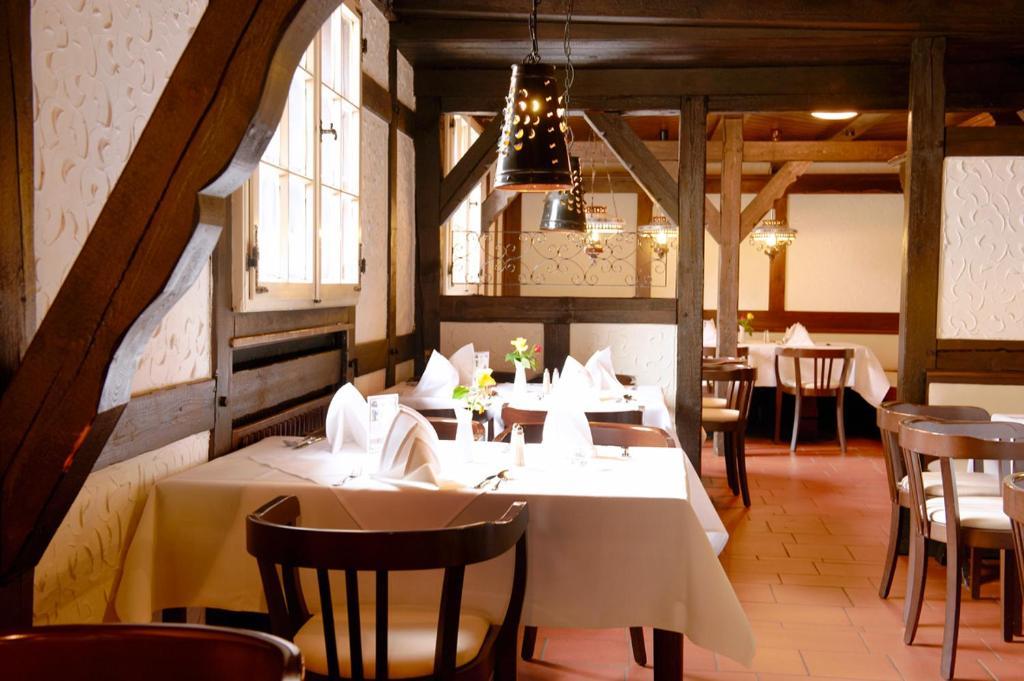 Hotel Restaurant Zur Linde Pattensen Extérieur photo