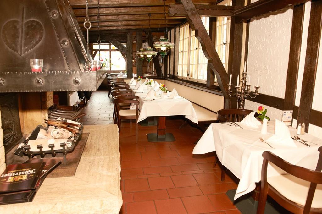 Hotel Restaurant Zur Linde Pattensen Extérieur photo