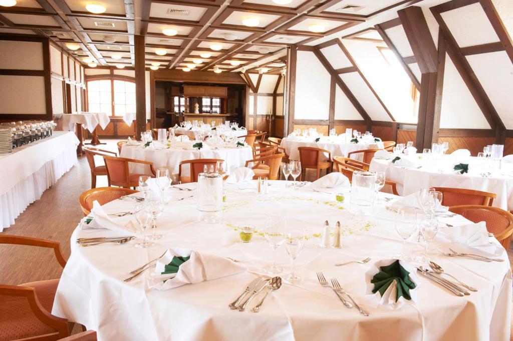 Hotel Restaurant Zur Linde Pattensen Extérieur photo
