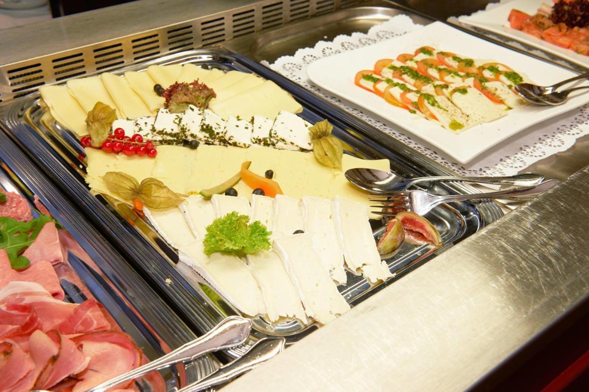 Hotel Restaurant Zur Linde Pattensen Extérieur photo